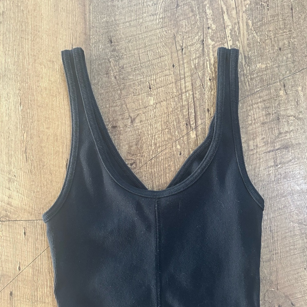 Abercrombie Black Ruched V-Neck Tank Top Size S |Ribbed Stretch | Fitted Trendy - Picture 9 of 11